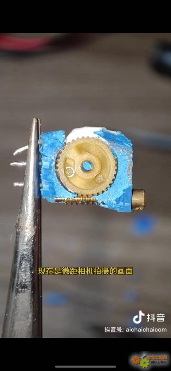 多圈可调电位器的多圈原来是个涡轮蜗杆减速机构