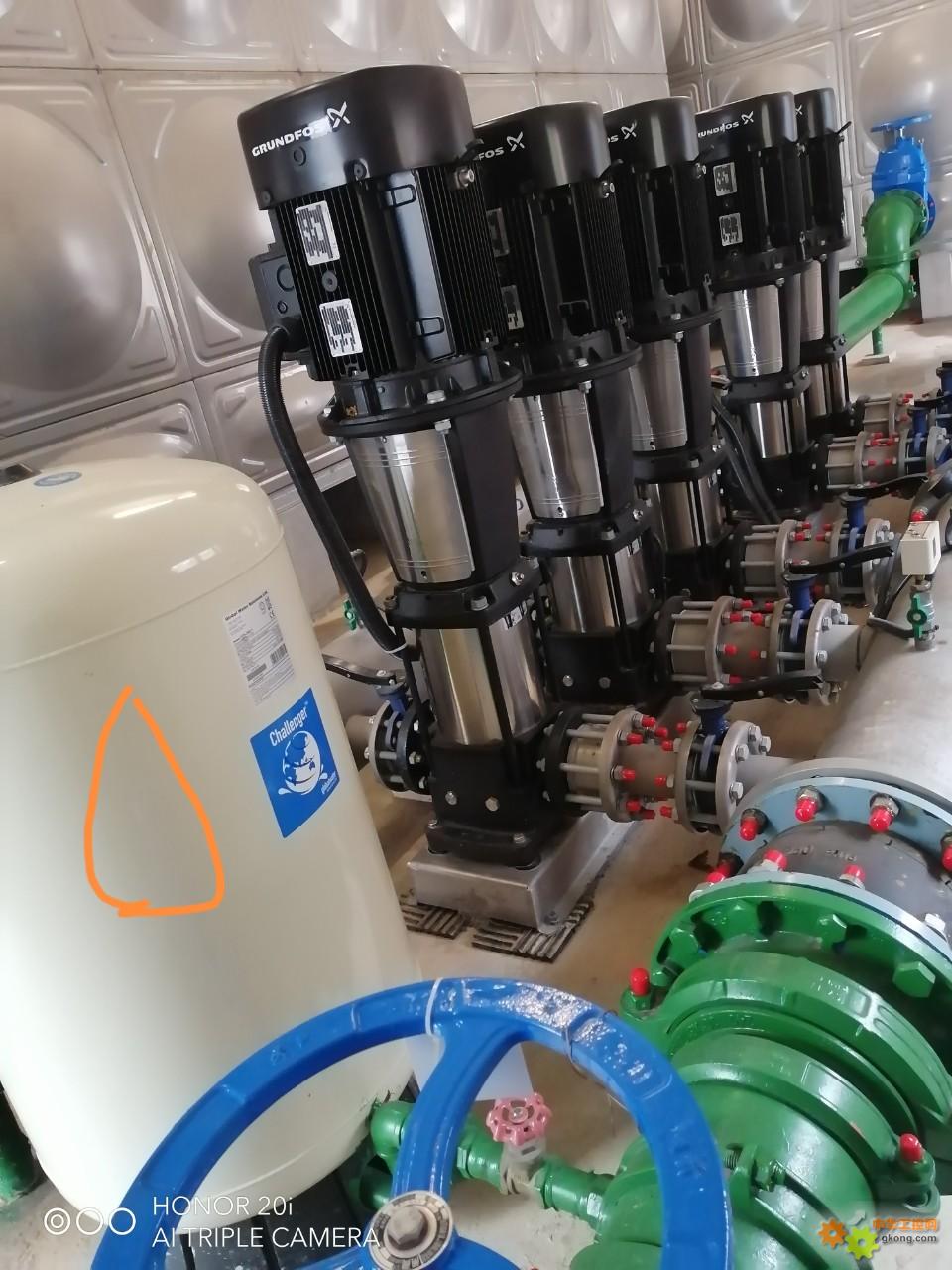有人熟知格兰富水泵运行控制器吗