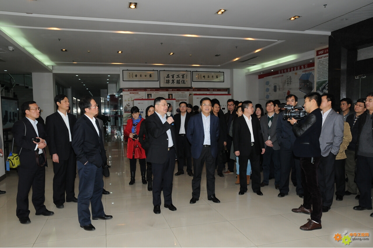 湖南省教育厅领导会同省50多所高校专家组莅