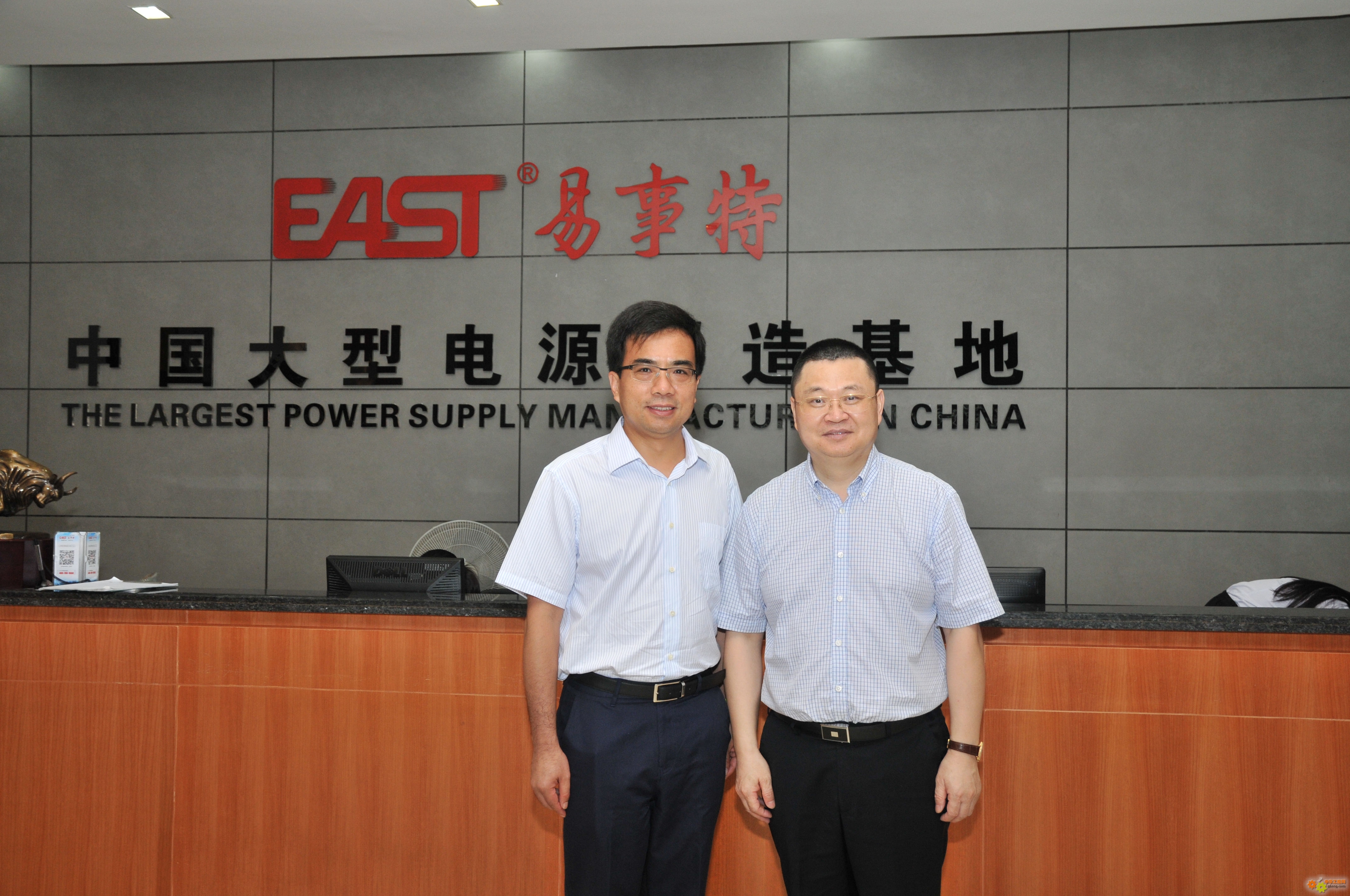 中国移动综合部副总经理葛颀一行莅临易事特参