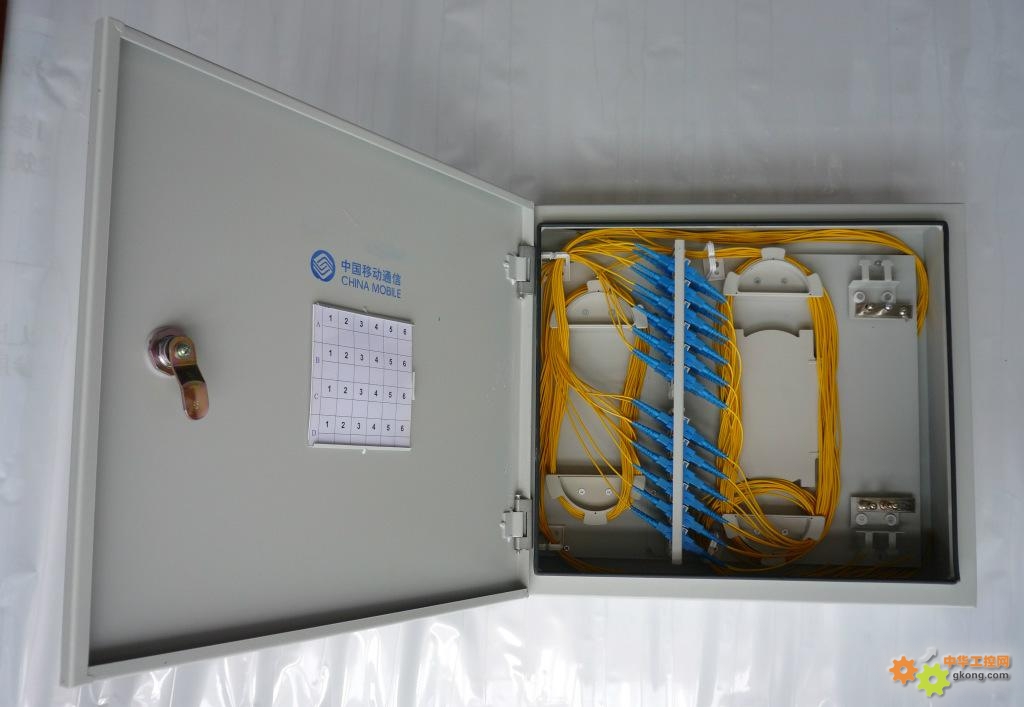 24芯光纤分光分纤箱